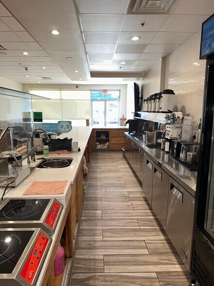 More Photos Of 1501 N Broad St, Philadelphia Freestanding For Lease