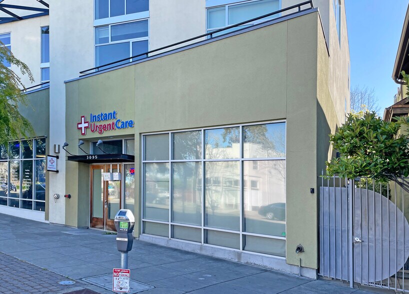 Primary Photo Of 3095 Telegraph Ave, Berkeley Storefront Retail Office For Lease