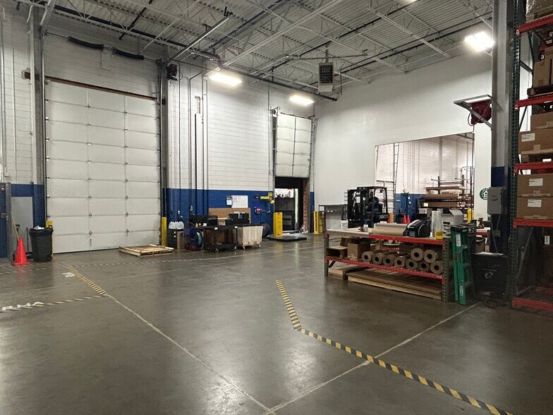 More Photos Of 8012 Tower Point Dr, Charlotte Light Distribution For Lease