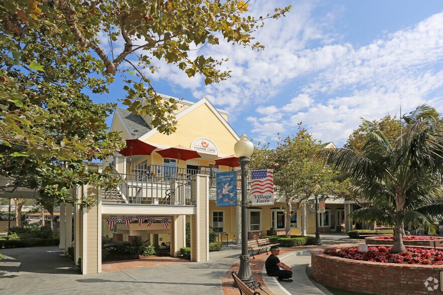 More Photos Of 300 Carlsbad Village Dr, Carlsbad Storefront For Lease