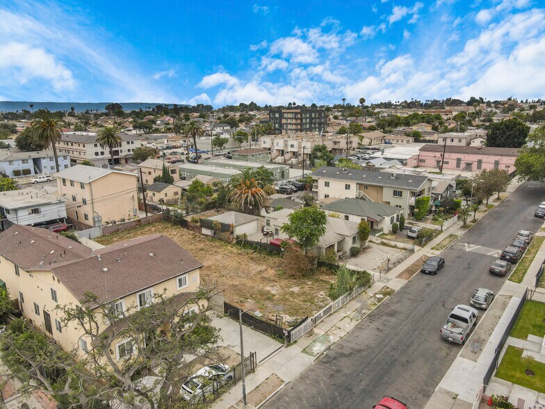More Photos Of 132 E 119th St, Los Angeles Land For Sale