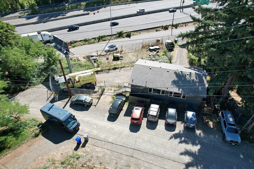 More Photos Of 1515 SW Multnomah Blvd, Portland Office For Sale