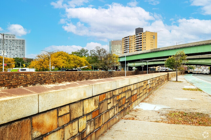 More Photos Of 92-29 Queens Blvd, Rego Park Apartments For Lease