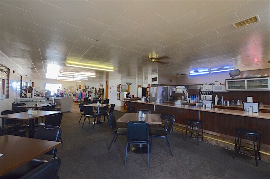 More Photos Of 108 Bailey St, Lima Restaurant For Sale