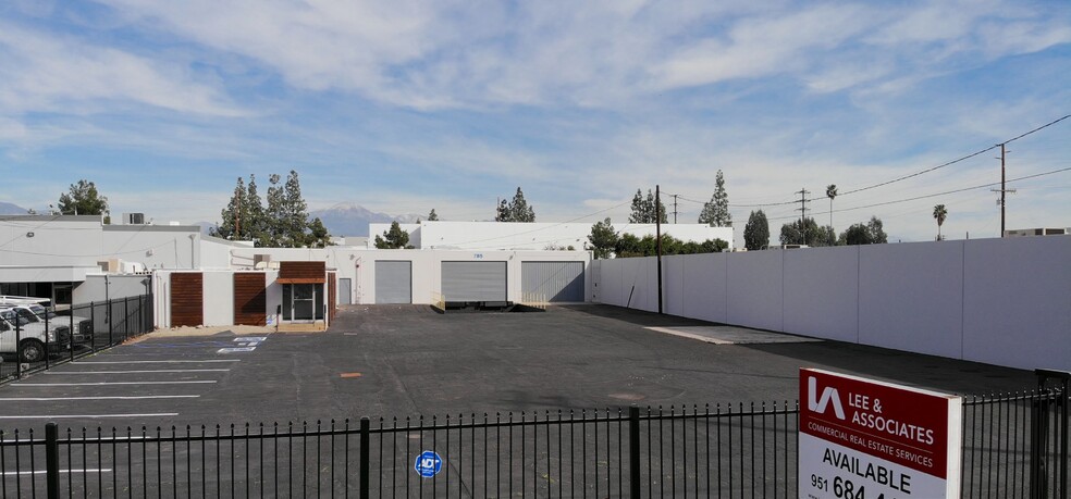 Primary Photo Of 785 S Lugo Ave, San Bernardino Warehouse For Sale