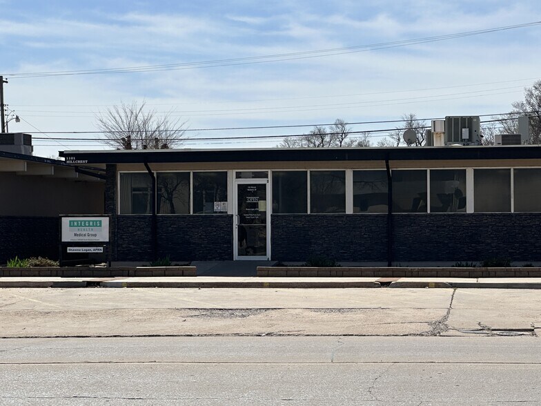 More Photos Of , Woodward Office For Sale