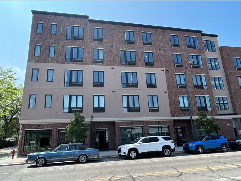 More Photos Of 232 E State St, Traverse City Hospitality For Sale