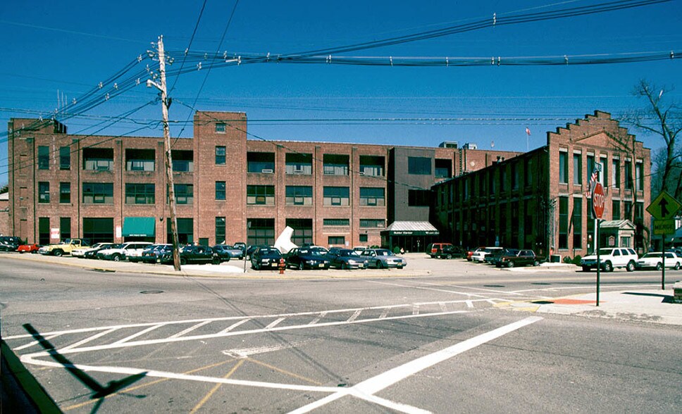 Primary Photo Of 10 Park Pl, Butler Light Distribution For Lease