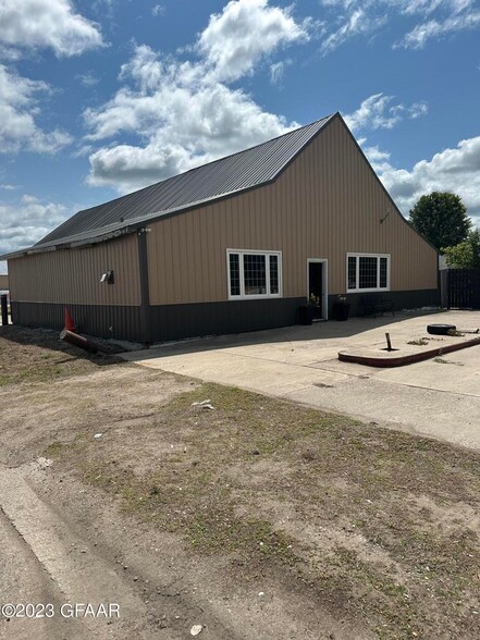 Primary Photo Of 303 S Main St, Northwood Auto Salvage Facility For Sale