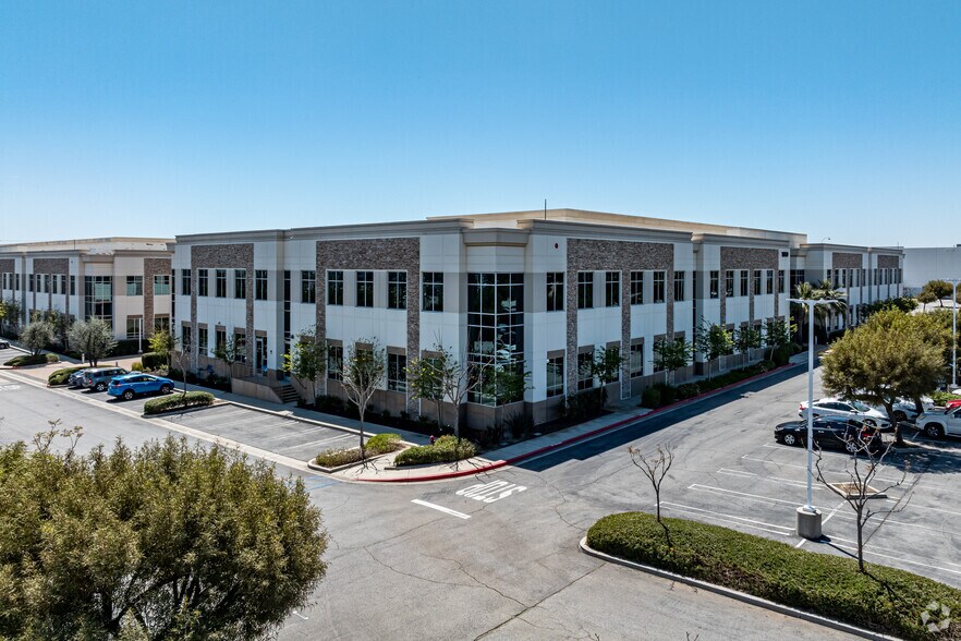 More Photos Of 10760 4th St, Rancho Cucamonga Unknown For Lease