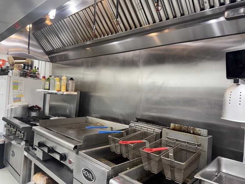 More Photos Of 125 Cypress Rd, Buchanan Restaurant For Sale
