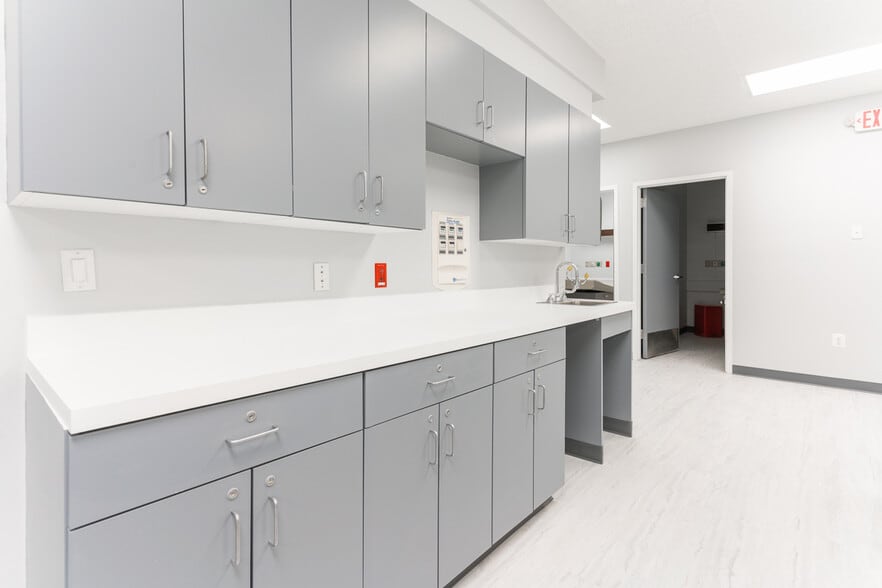 More Photos Of 11360 Pembrooke Sq, Waldorf Medical For Lease