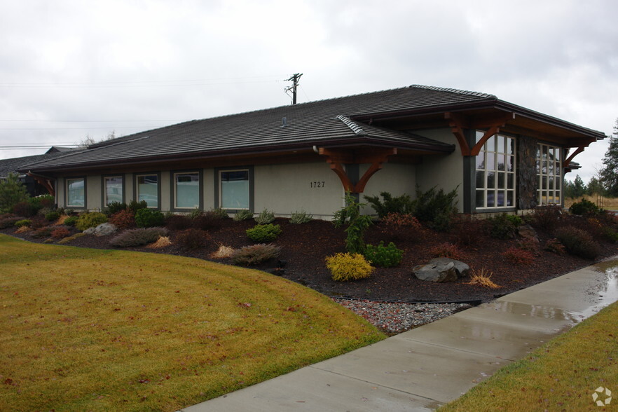 Primary Photo Of 1727 N 1st St, Cheney Office For Sale