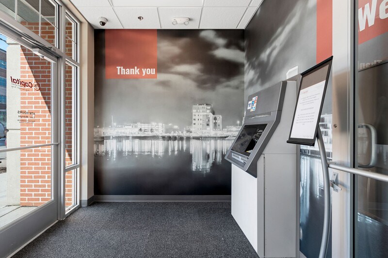 More Photos Of 100-140 N Washington St, Green Bay General Retail For Lease