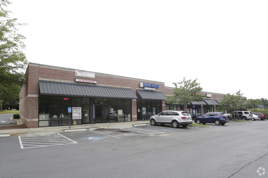 Primary Photo Of 660 Indian Trail Rd, Lilburn Unknown For Lease