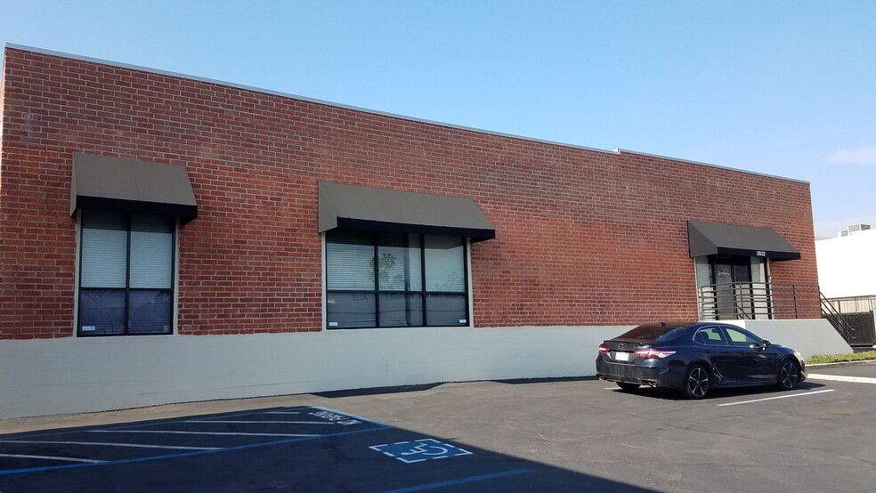 Primary Photo Of 2832 E Foothill Blvd, Pasadena Flex For Lease