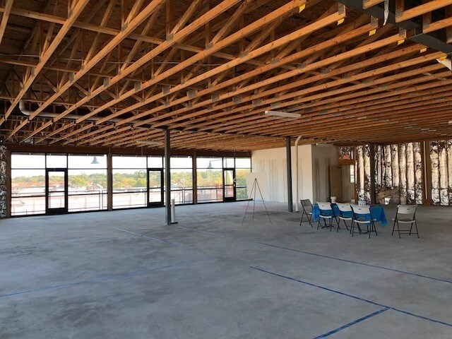 More Photos Of 5922 Barkley St, Mission Office For Sale