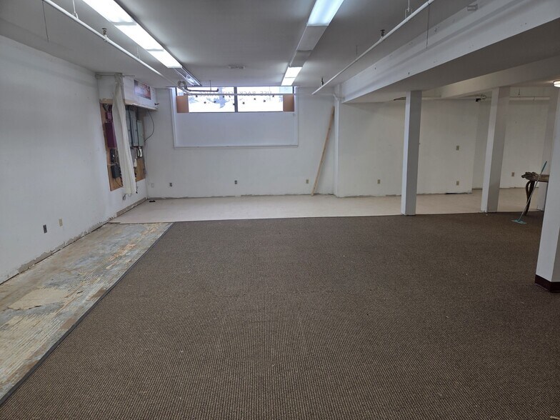 More Photos Of 241 Main St, Townsend Office Residential For Lease