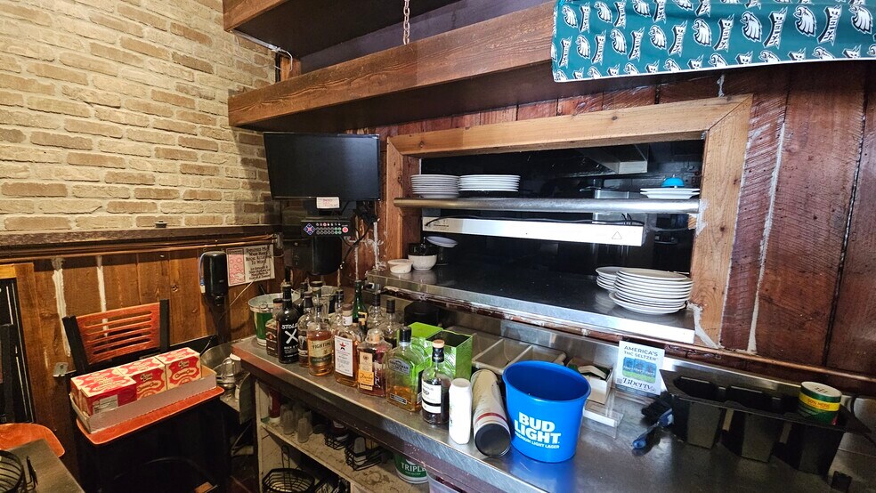 More Photos Of 614 Lake Ave, Lake Worth Restaurant For Sale