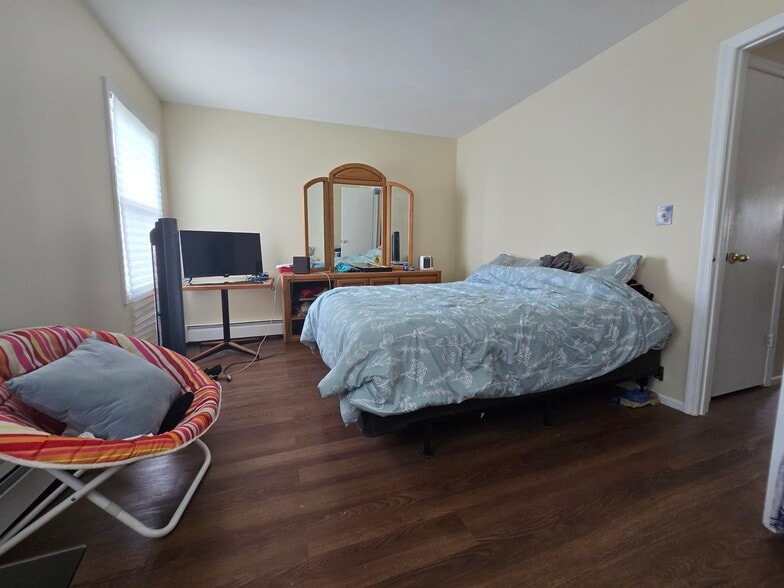 More Photos Of 288 W Clinton St, Dover Apartments For Sale