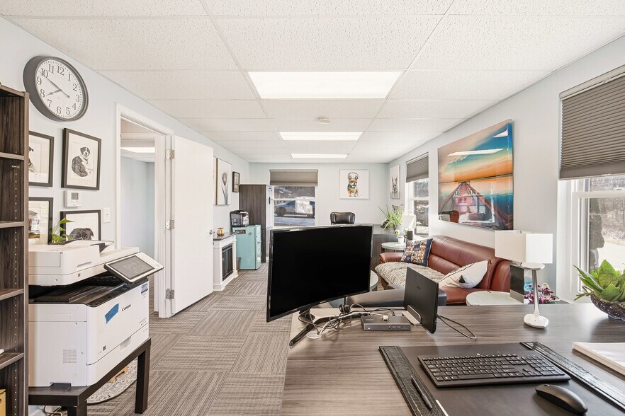 More Photos Of 328 Budfield St, Johnstown Office For Sale