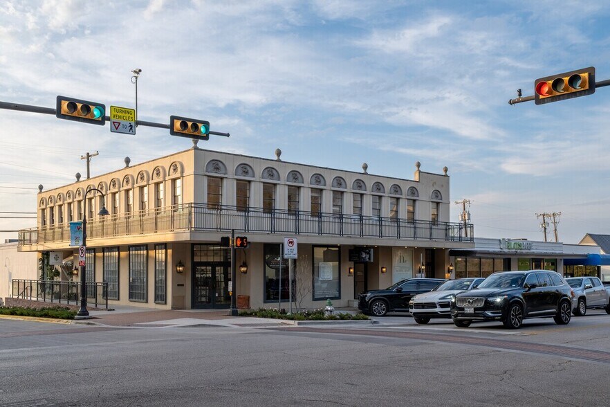 Primary Photo Of 6801-6805 Hillcrest Ave, Dallas Storefront Retail Office For Lease