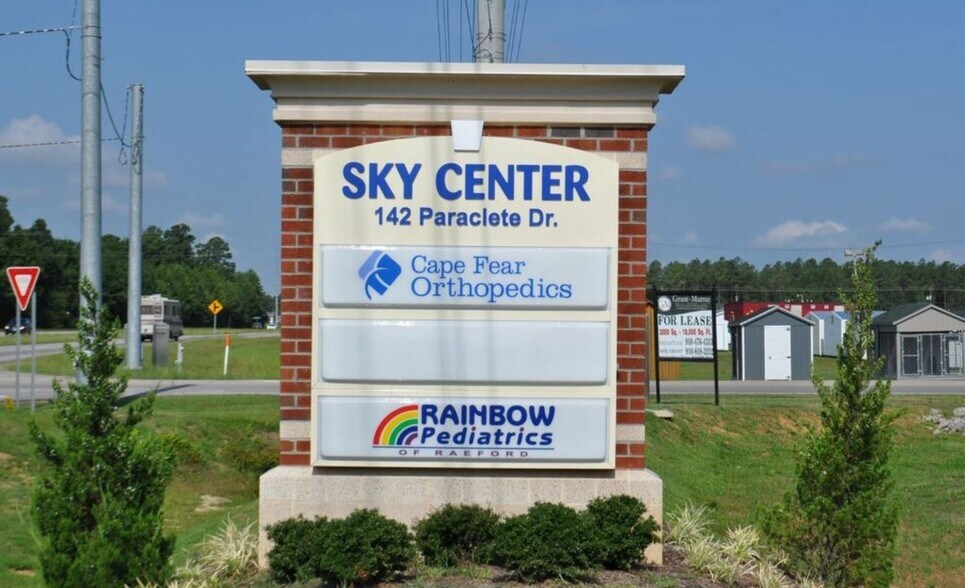 More Photos Of 142 Paraclete Dr, Raeford Medical For Lease
