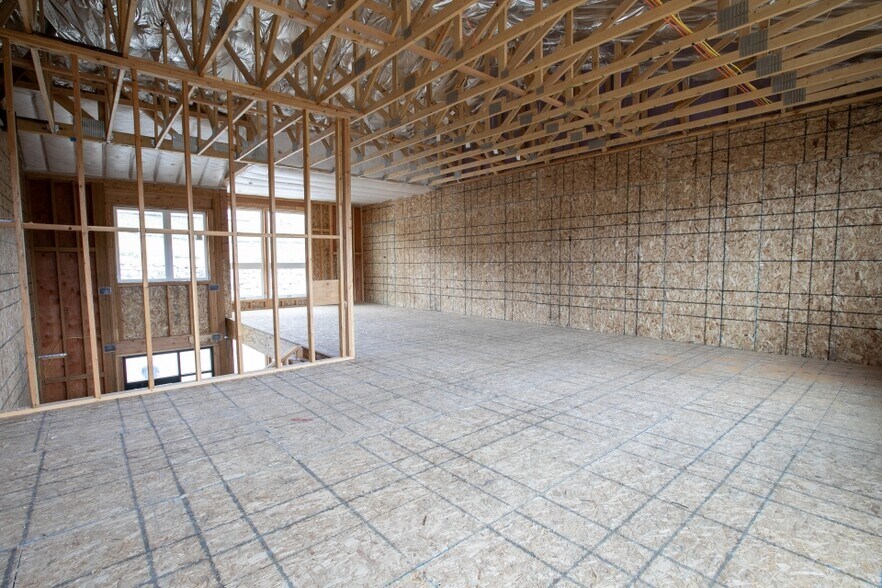 More Photos Of 1048-1056 W Wasatch Spring Rd, Kamas Office For Sale