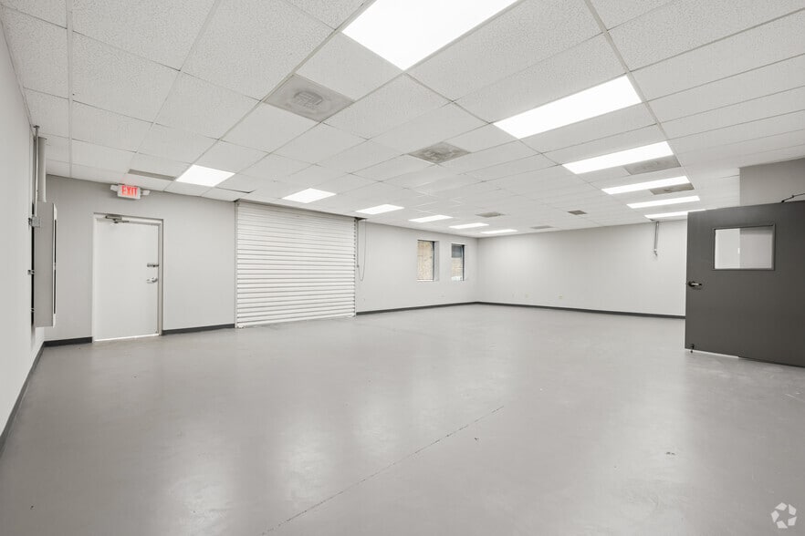 More Photos Of 1275 Kennestone Cir, Marietta Unknown For Lease