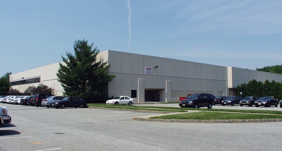 More Photos Of 66 Ford Rd, Denville Warehouse For Lease