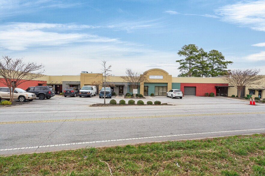 More Photos Of 325 New Neely Ferry Rd, Mauldin Warehouse For Sale