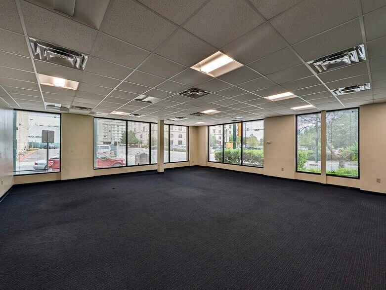 More Photos Of 416 N Stanton St, El Paso Office For Lease