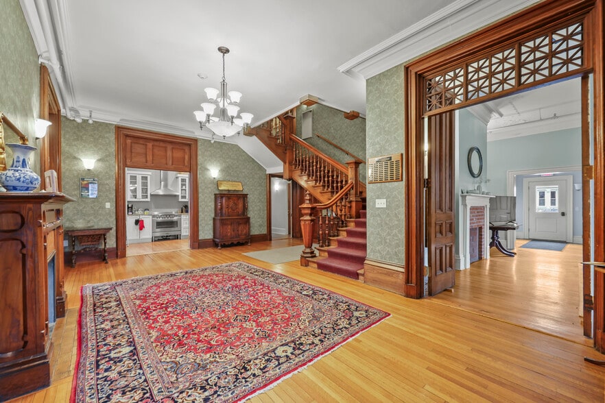 More Photos Of 74 Wendell Ave, Pittsfield Hotel For Sale