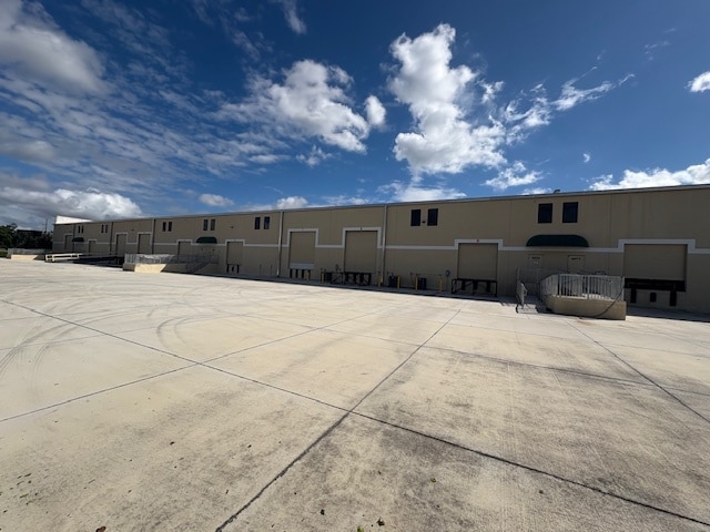 More Photos Of 4407-4497 SW Martin Hwy, Palm City Unknown For Lease