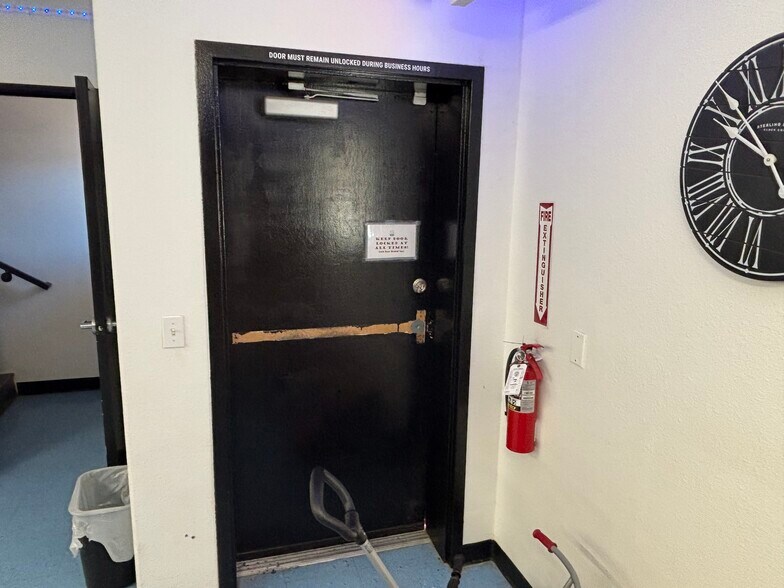 More Photos Of 1306 E Calvada Blvd, Pahrump Office Residential For Sale