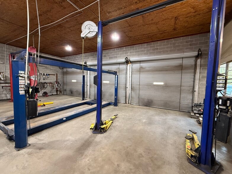 More Photos Of 69 Railroad Ave, Dora Specialty For Sale
