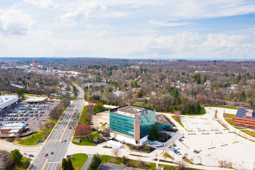 More Photos Of 555 E Lancaster Ave, Radnor Office For Lease