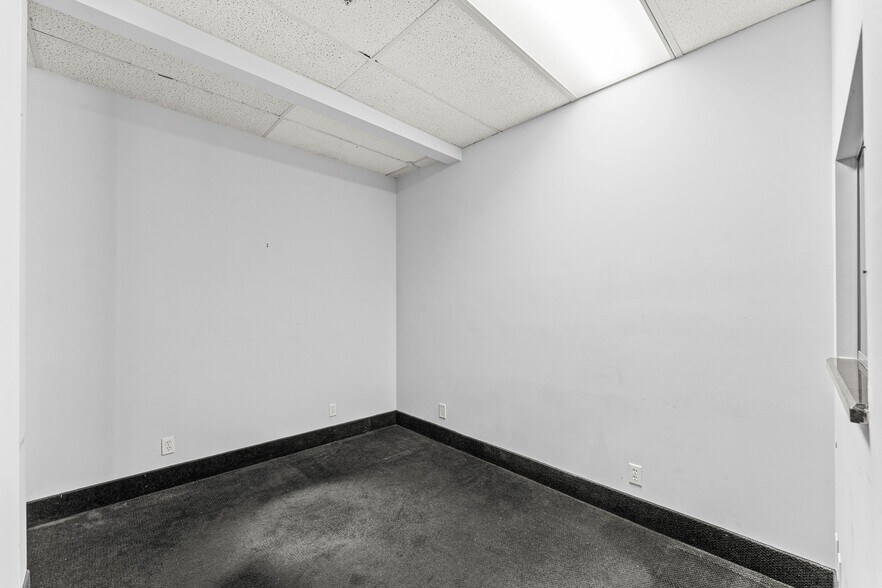 More Photos Of 7820-7860 Glades Rd, Boca Raton Office For Lease