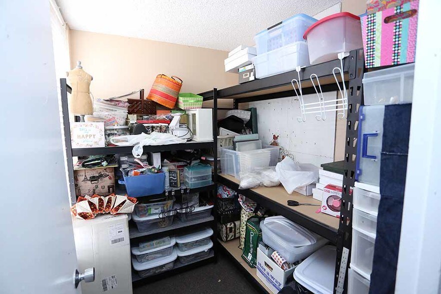 More Photos Of 4023 W Oquendo Rd, Las Vegas Warehouse For Sale