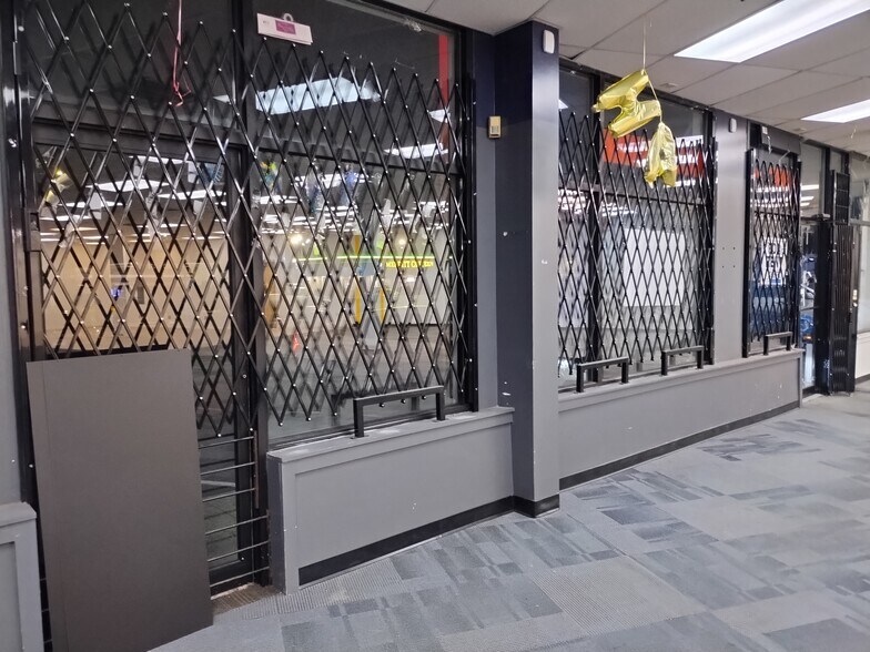 More Photos Of 4310-4328 Main St, Bridgeport Storefront For Lease