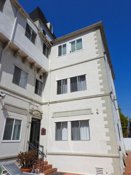 More Photos Of 722 S Manhattan Pl, Los Angeles Apartments For Sale