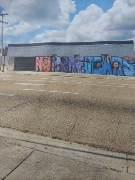 More Photos Of 1836 Mill St, Jackson Restaurant For Sale