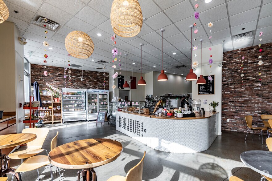 More Photos Of 1600 Division St, Nashville Office Residential For Lease