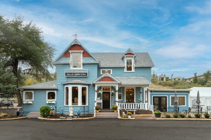 Primary Photo Of 2516 Willow Creek Rd, Prescott Freestanding For Sale
