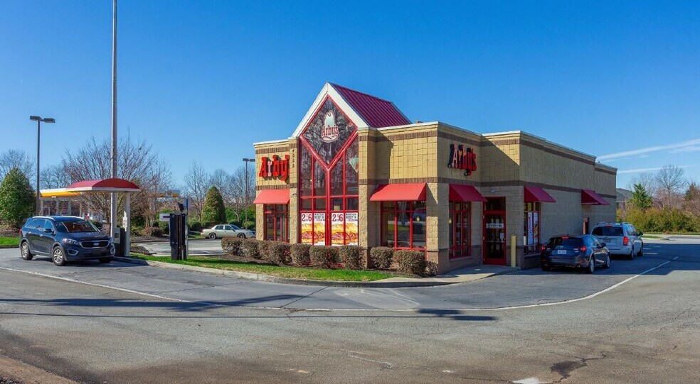 More Photos Of 4053 River Pointe Pl, High Point Fast Food For Lease