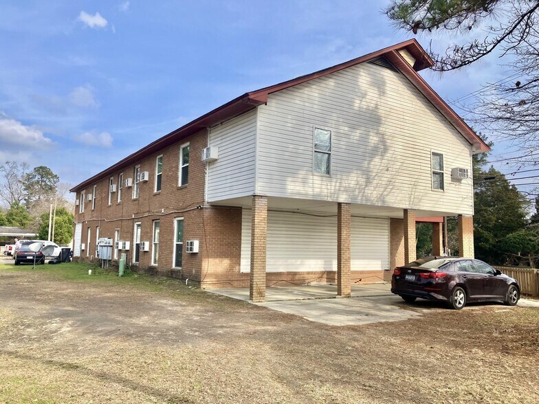 More Photos Of 2491 Russell St, Orangeburg Apartments For Sale