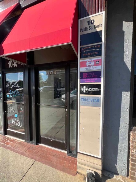 More Photos Of 10 N Public Sq, Murfreesboro Storefront Retail Office For Lease