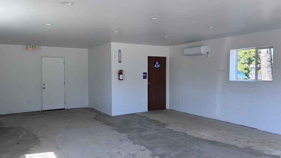 More Photos Of 1241-1247 W San Marcos Blvd, San Marcos Manufactured Housing Mobile Home Park For Lease