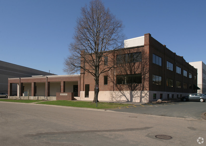 Primary Photo Of 2380 Wycliff St, Saint Paul Research And Development For Lease