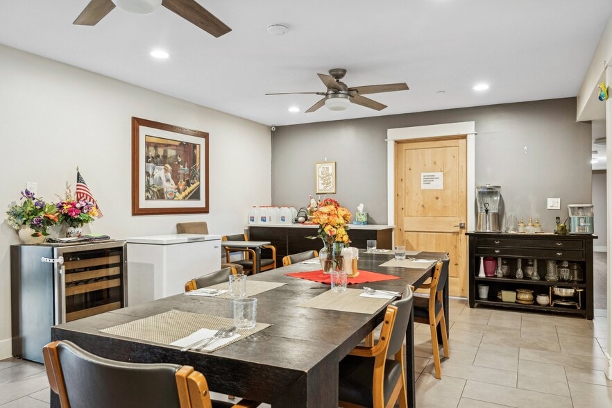 More Photos Of 5926 E Wilshire Dr, Scottsdale Assisted Living For Sale